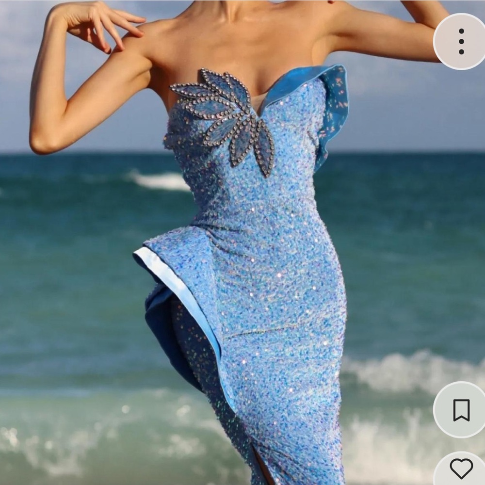 Dress with slit